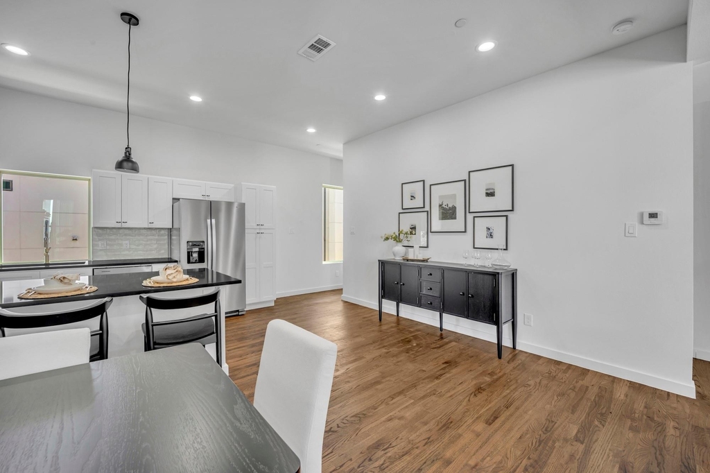 5806 Bryan Parkway - Photo 12