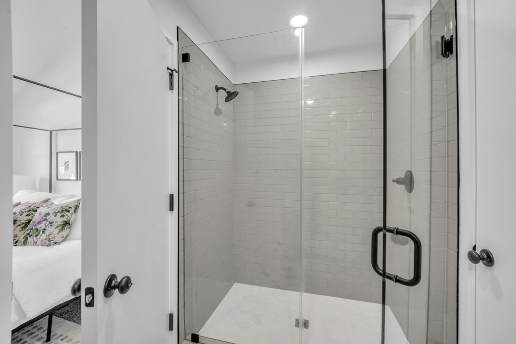 5806 Bryan Parkway - Photo 24