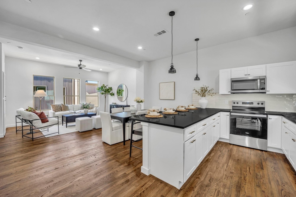 5806 Bryan Parkway - Photo 1