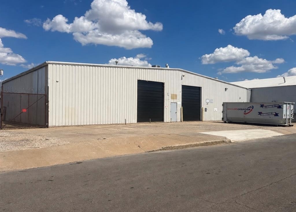 1235 Nw 4th Street - Photo 0