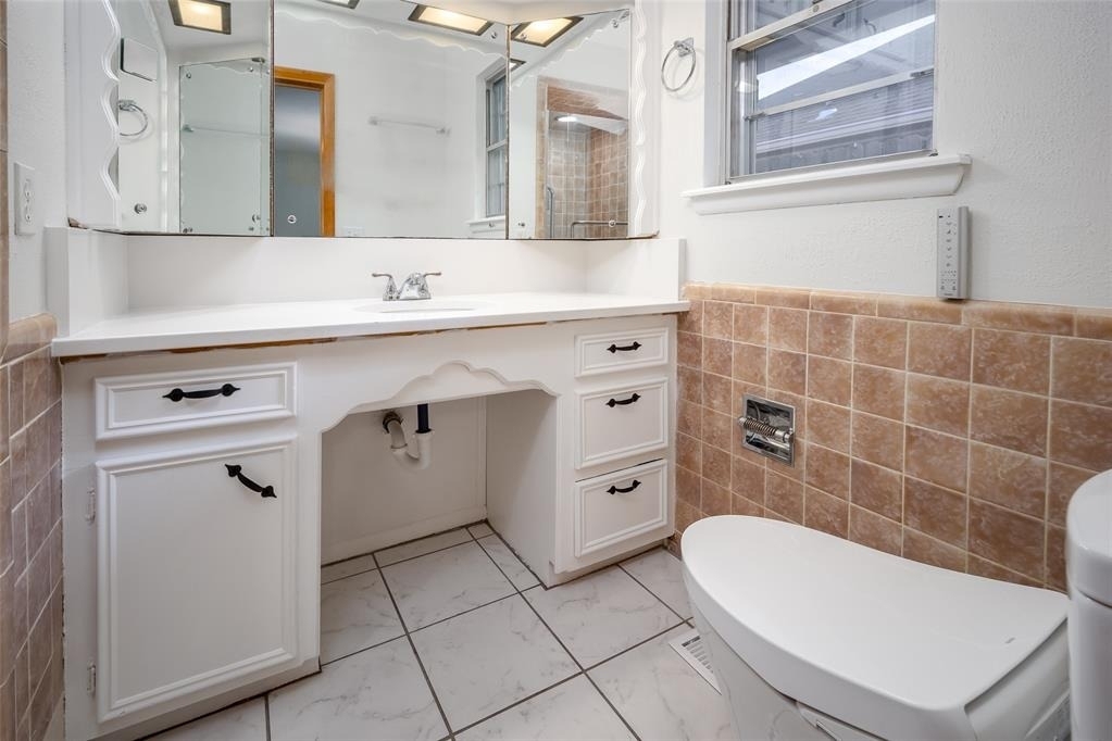 2321 Nw 48th Street - Photo 6