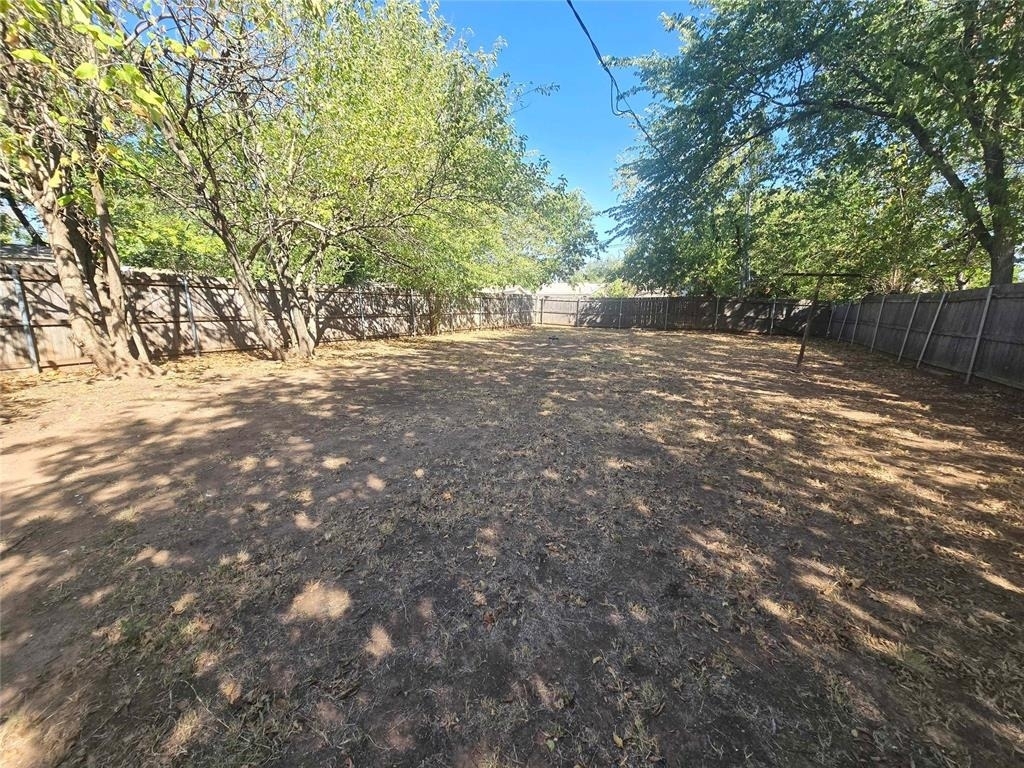 1129 Nw 82nd Street - Photo 11