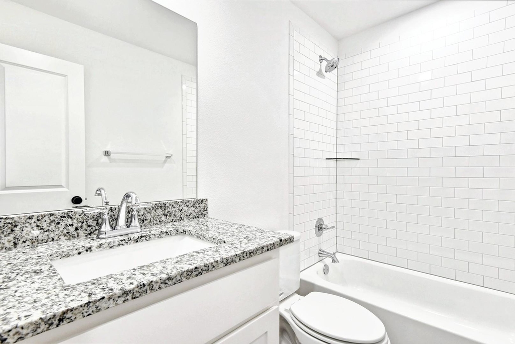 319 E Hull Street - Photo 11