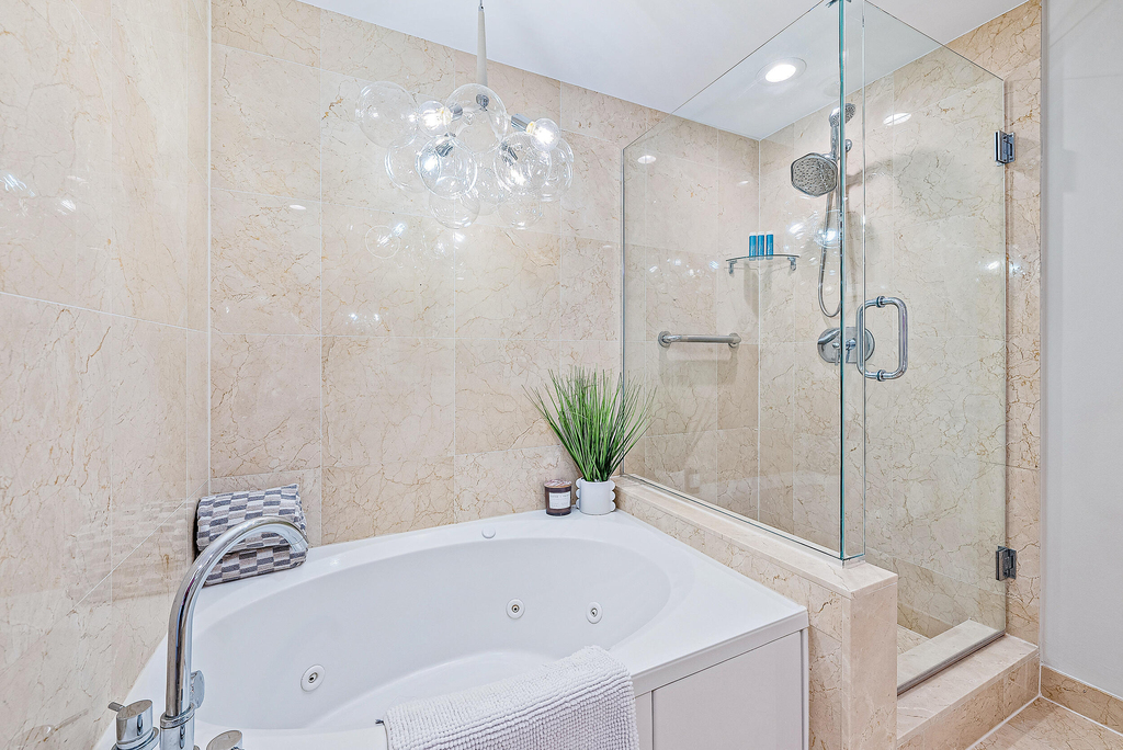 550 Okeechobee Boulevard - Photo 6
