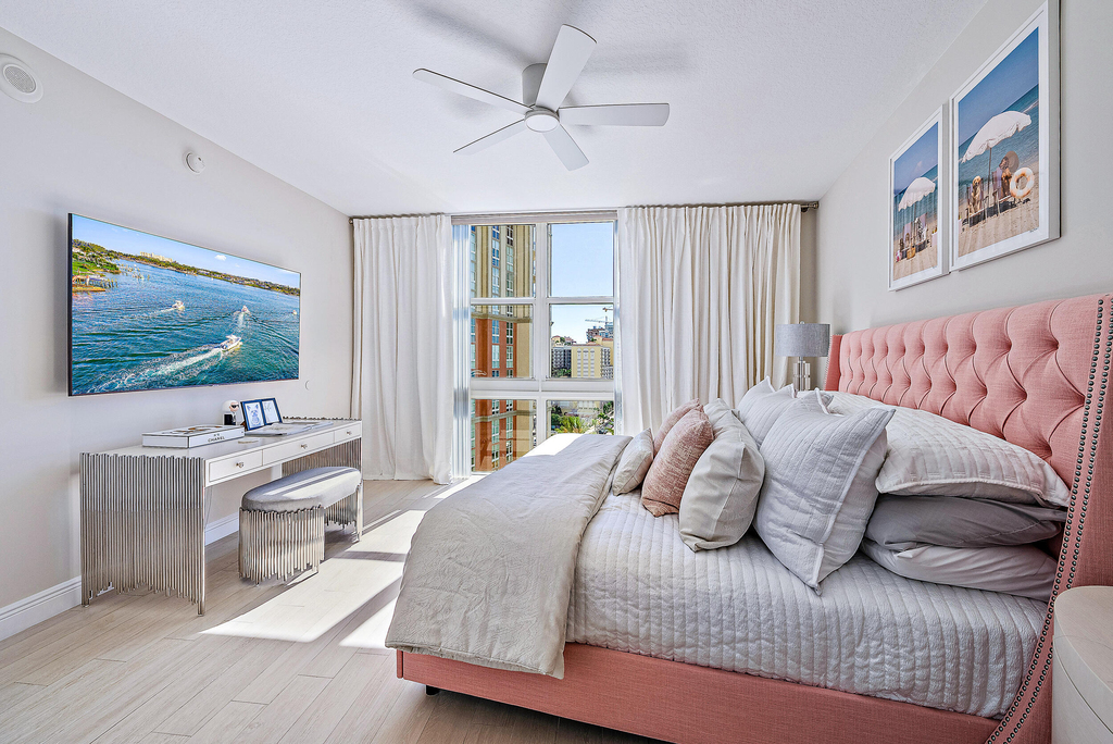 550 Okeechobee Boulevard - Photo 8