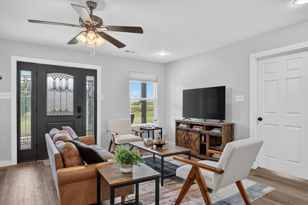 4606 County Road 408 - Photo 3
