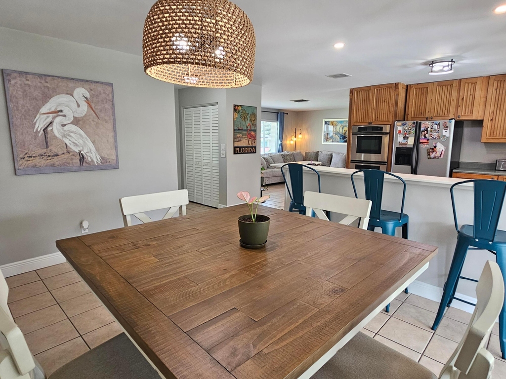 1590 Ne 23rd Terrace - Photo 4