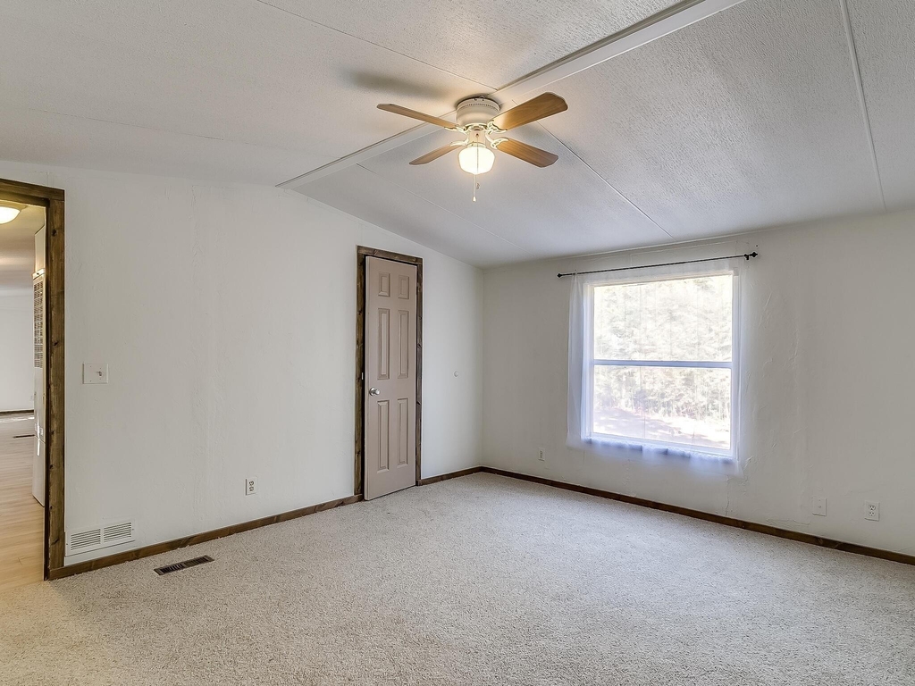 1802 Whispering Oaks Street - Photo 11