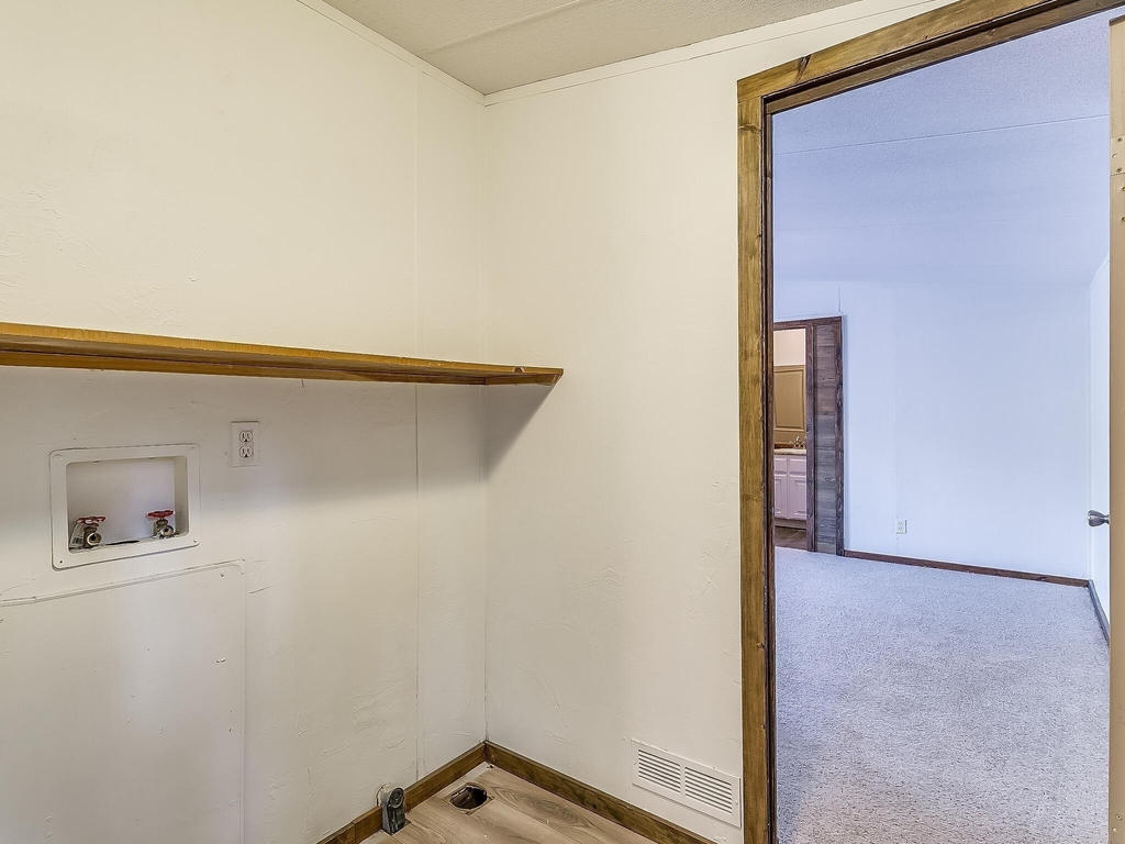 1802 Whispering Oaks Street - Photo 14