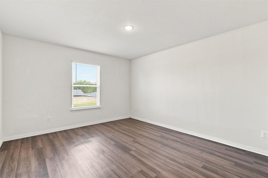 413 E Hull Street - Photo 14