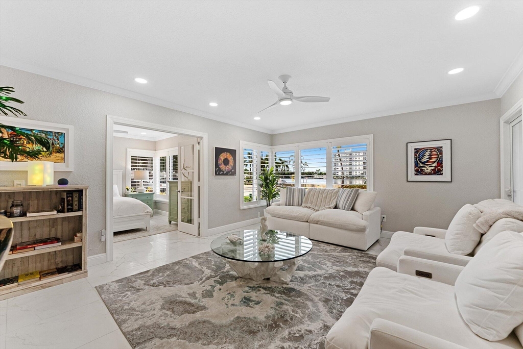 990 Casuarina Road - Photo 7