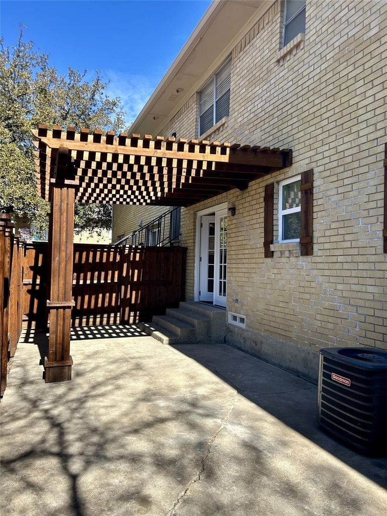 3616 Parkridge Drive - Photo 8