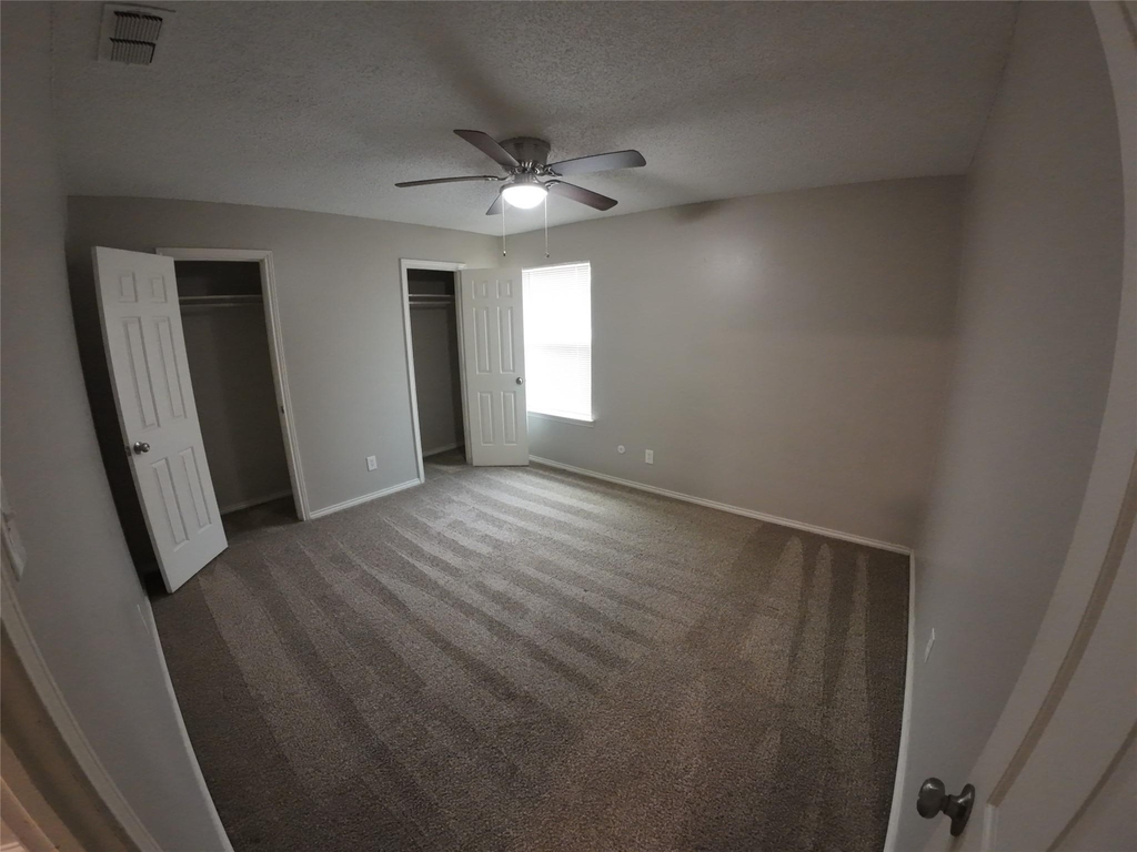 1607 Sun Valley Drive - Photo 5