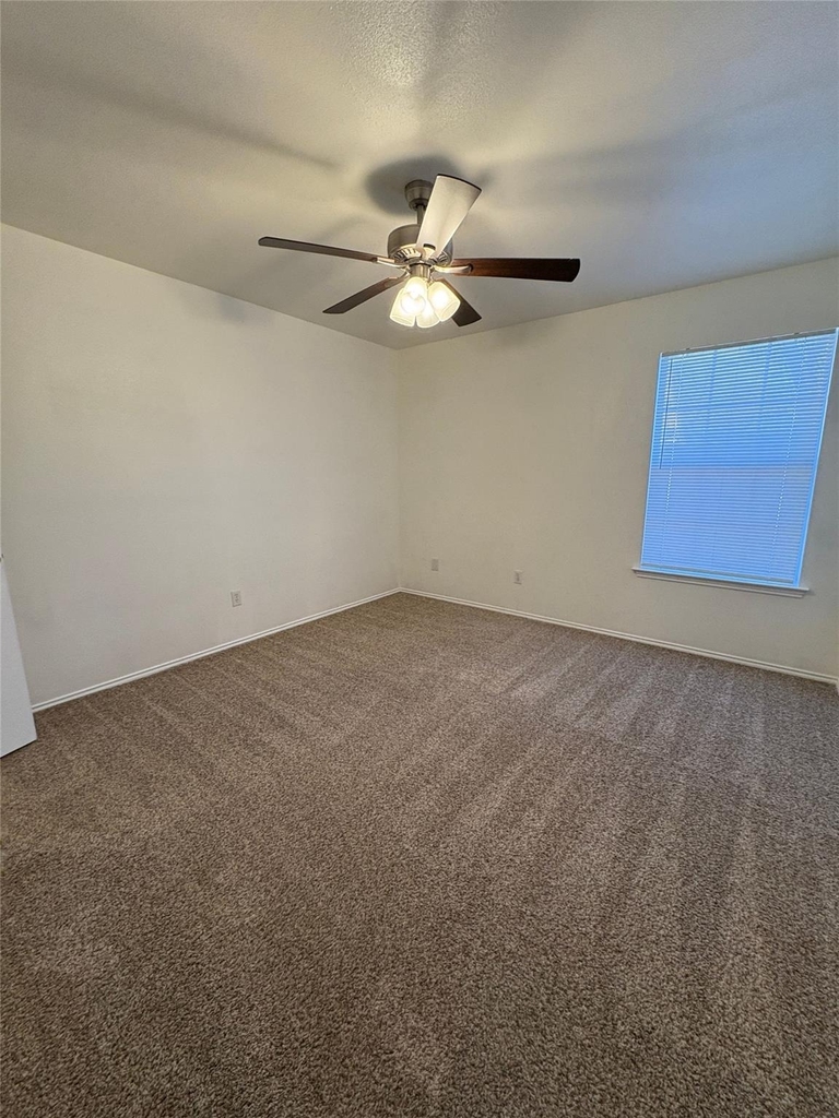 641 Woodard Avenue - Photo 15