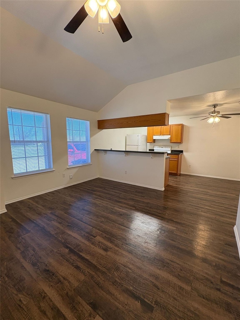 641 Woodard Avenue - Photo 9