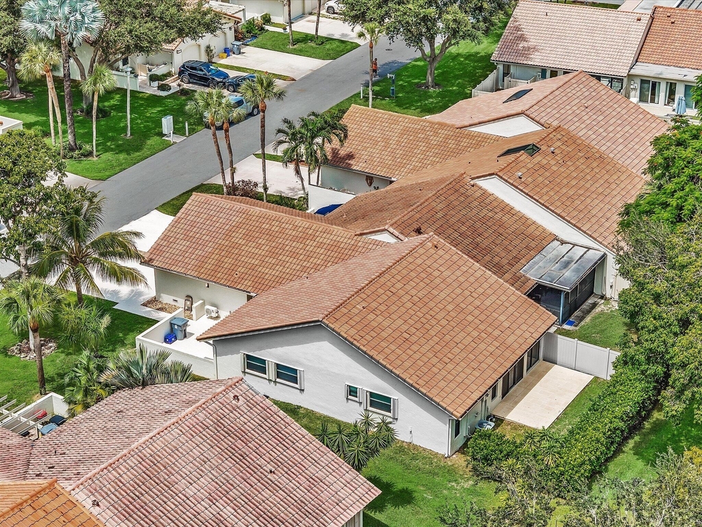 21578 Altamira Avenue - Photo 48