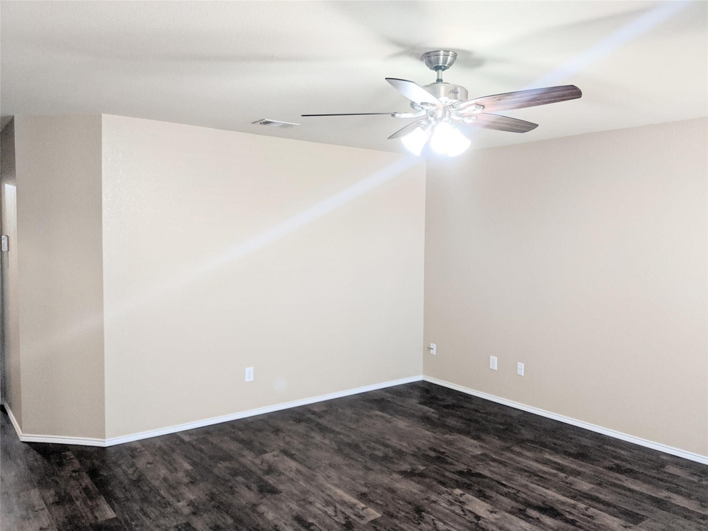 517 Azalea Drive - Photo 10