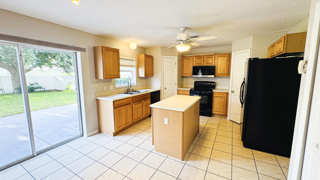 523 Stonewall Avenue - Photo 48