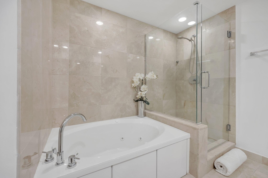 550 Okeechobee Boulevard - Photo 17