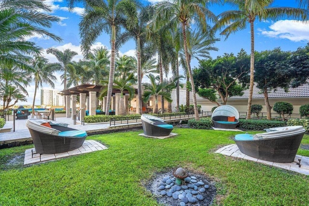 550 Okeechobee Boulevard - Photo 48