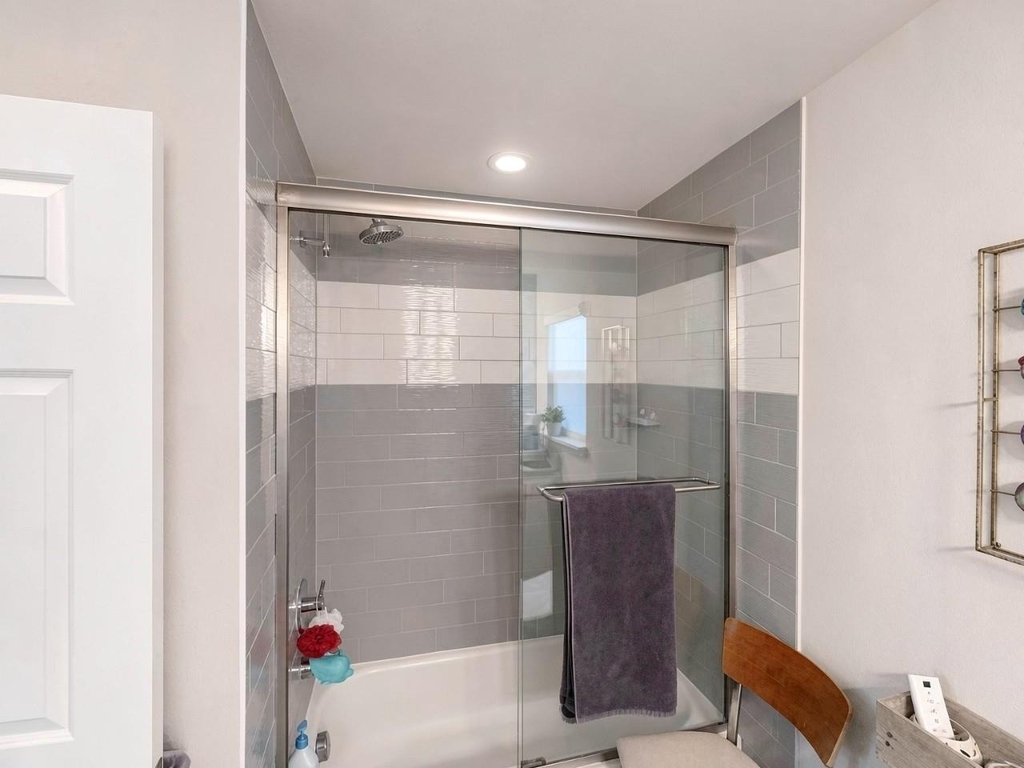 1931 Berkley Avenue - Photo 4