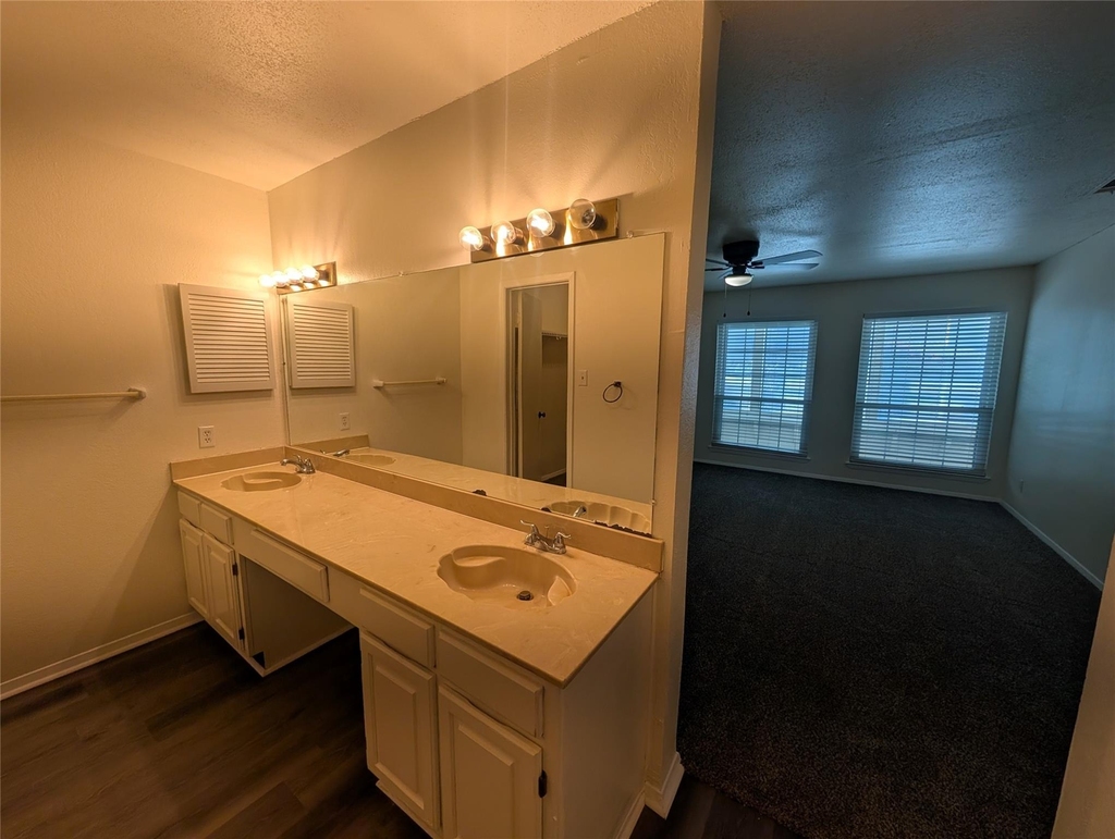 5981 Arapaho Road - Photo 13