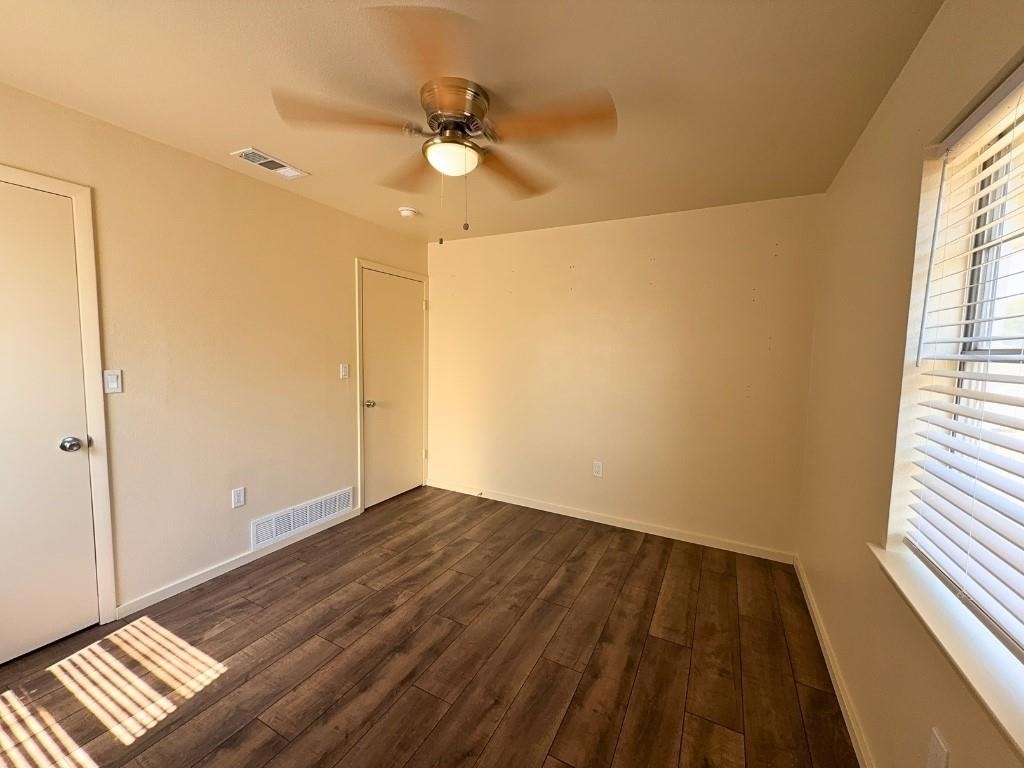615 Crane Drive - Photo 16
