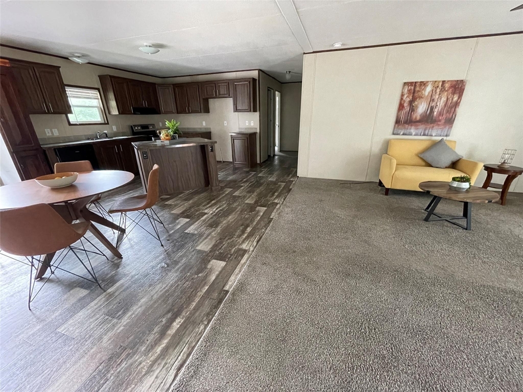 9505 Janet Street - Photo 6
