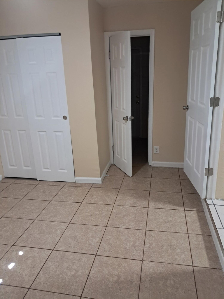 1013 Mayflower Road - Photo 6
