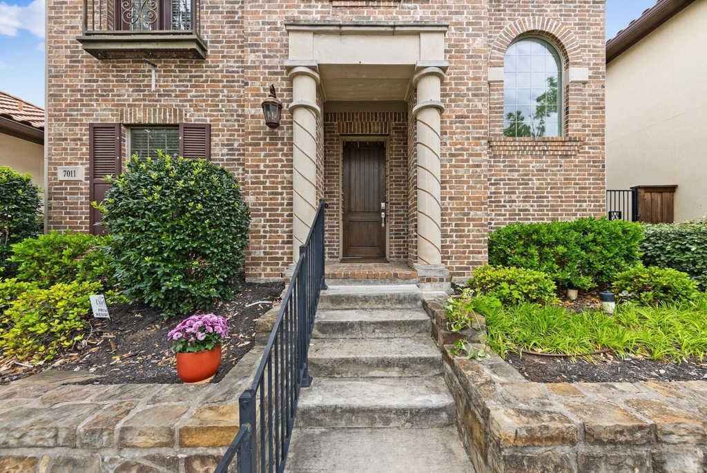 7011 Nueces Drive - Photo 31