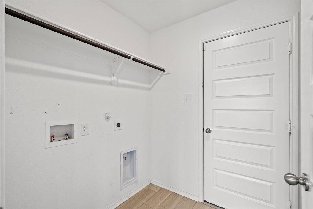 7904 Schooner Drive - Photo 25
