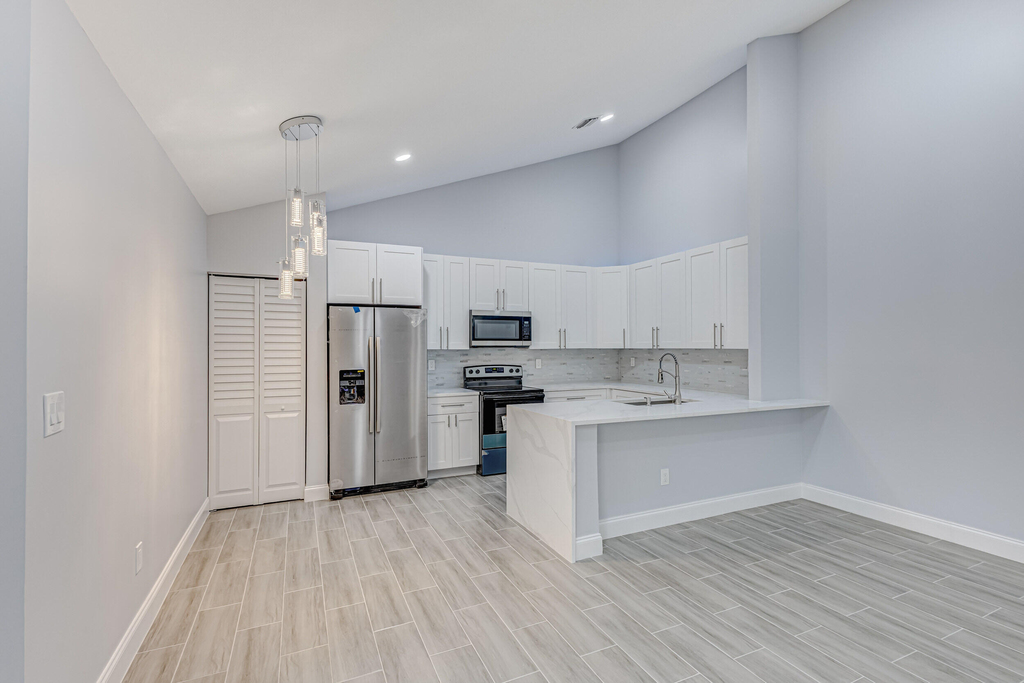 1240 Summit Place Circle - Photo 1