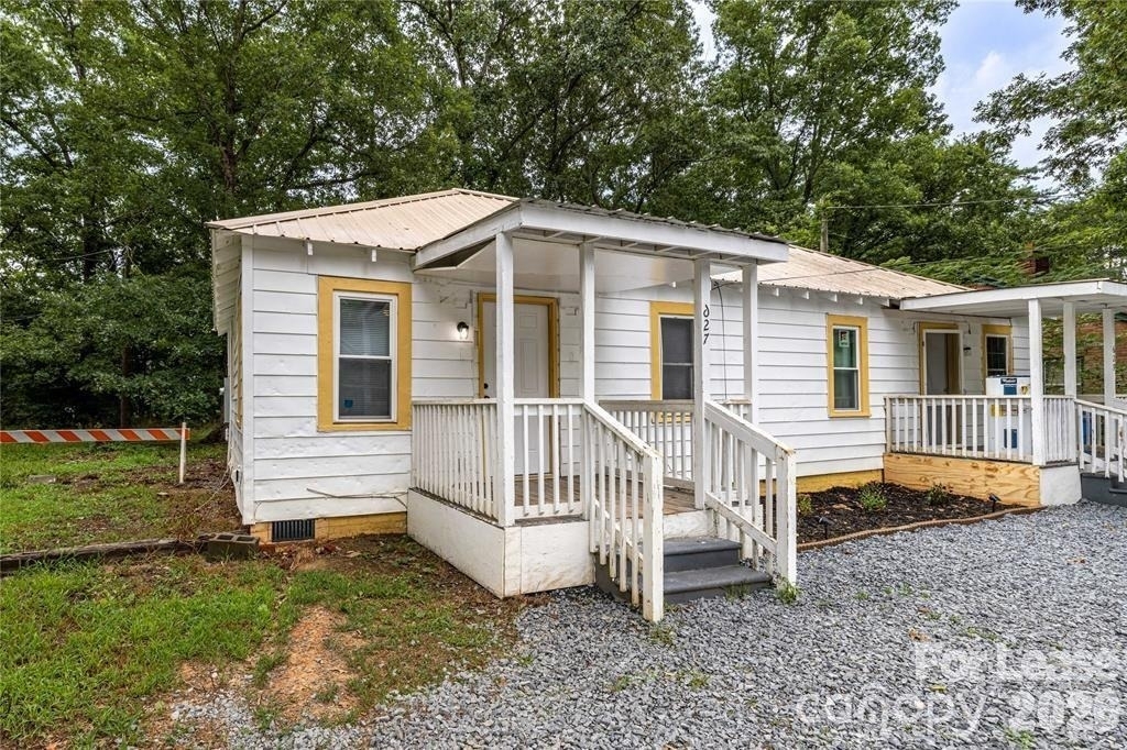 629 Colston Street - Photo 1
