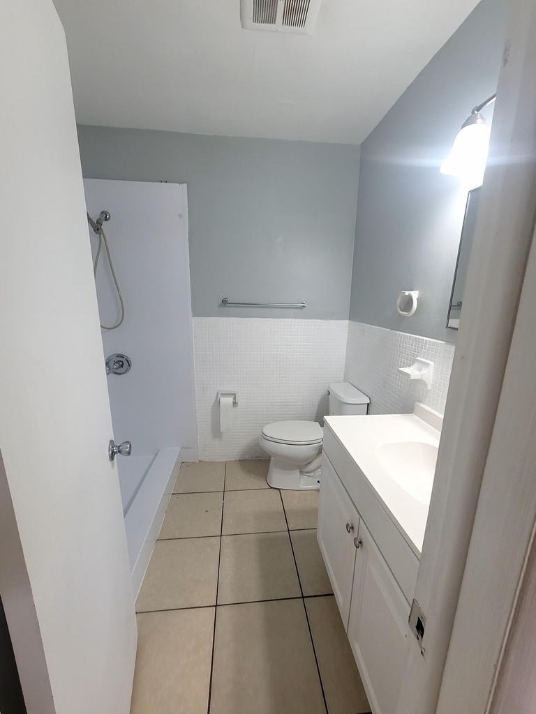 1783 Nw 55th Avenue - Photo 4