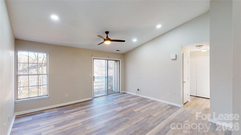 9617 Vinca Circle - Photo 6