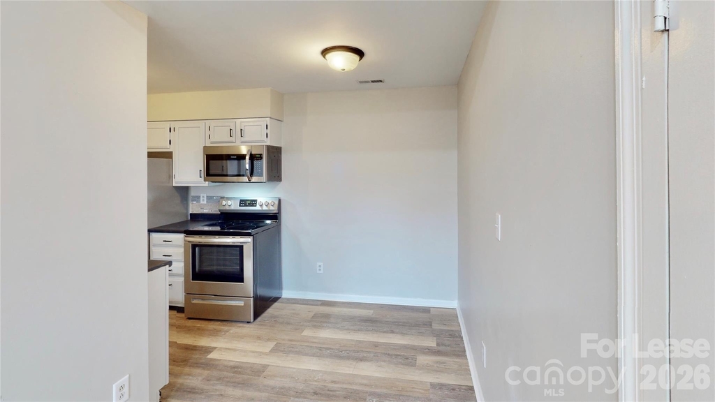9617 Vinca Circle - Photo 5