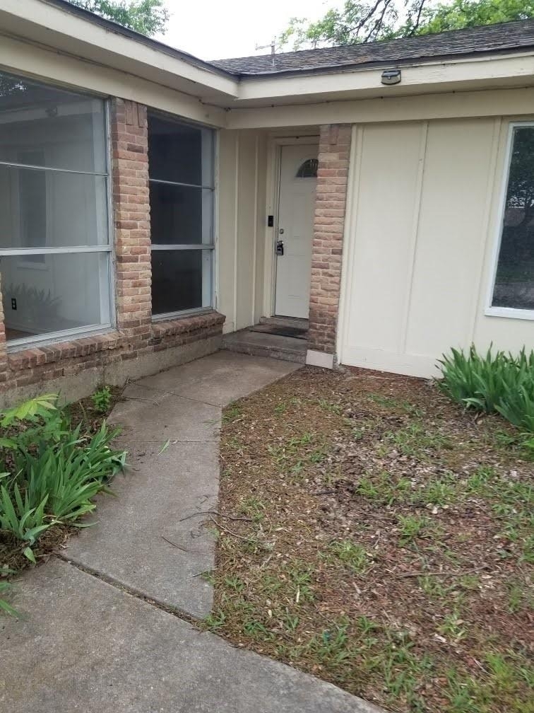 3261 Santiago Drive - Photo 3