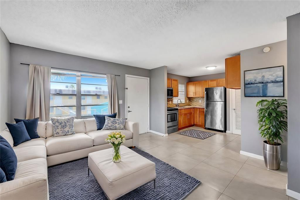 5186 Ne 6th Avenue - Photo 1