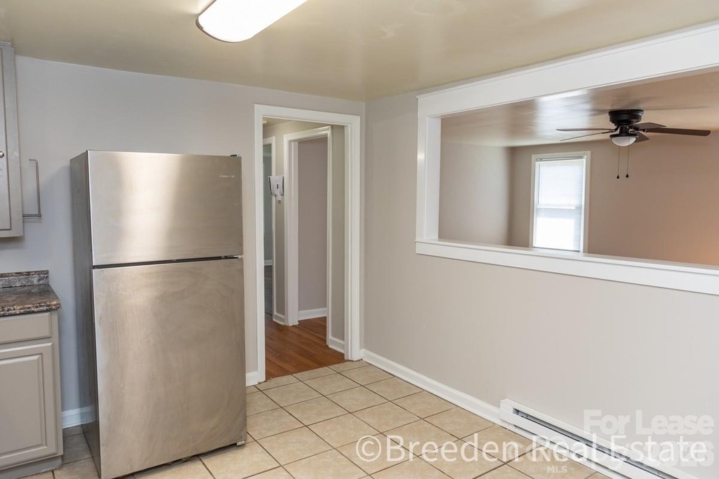 224 N Anderson Street - Photo 5