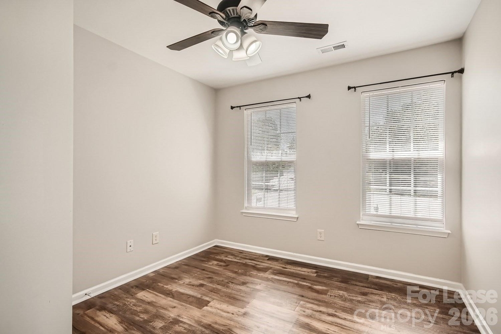 11342 Astoria Drive - Photo 18