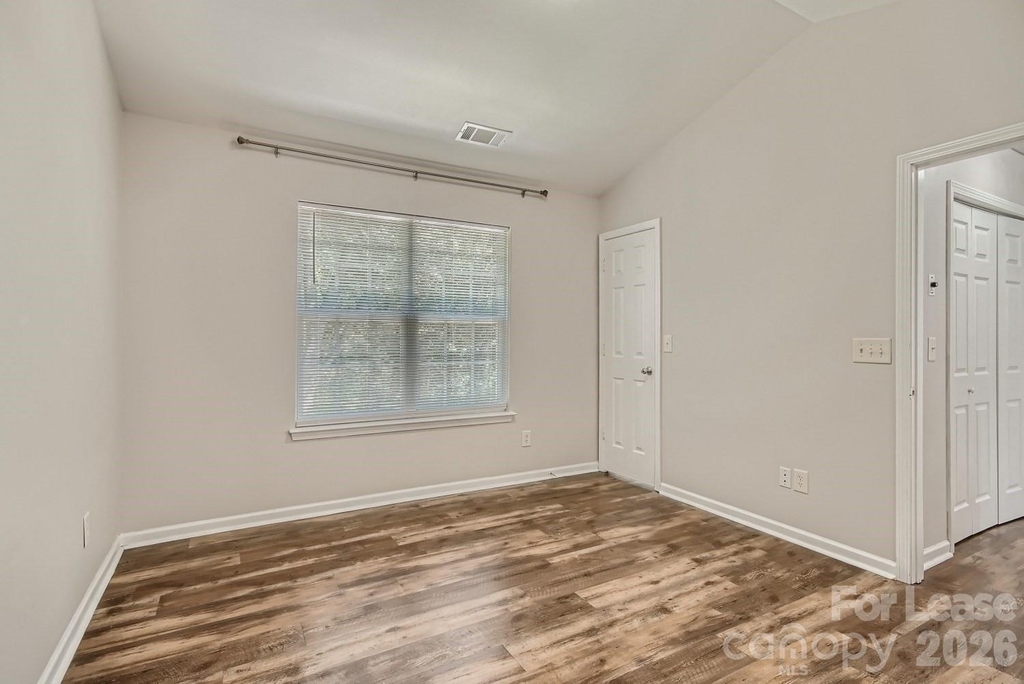 11342 Astoria Drive - Photo 14
