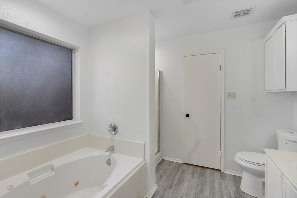 408 Centennial Place - Photo 14