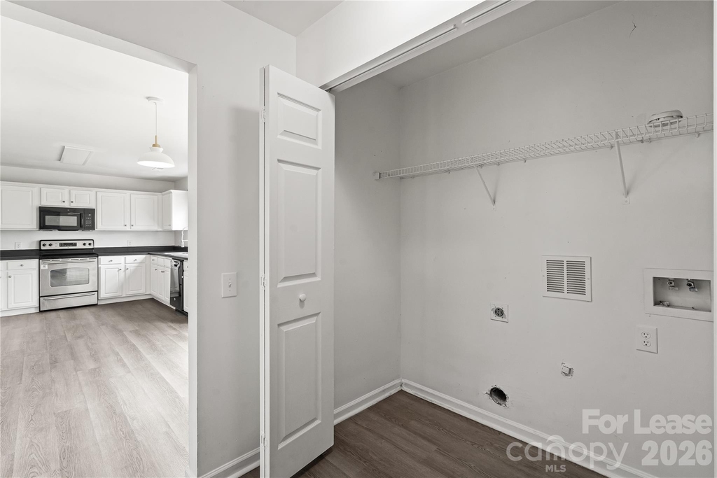 2724 Mulberry Pond Drive - Photo 10