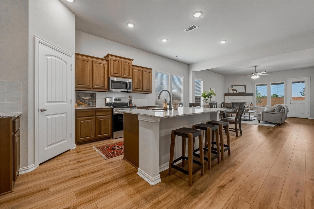 1229 Sabine River Lane - Photo 8