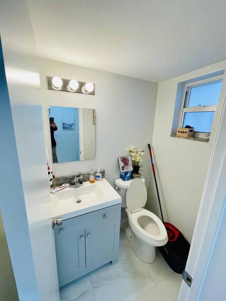 1333 E Hallandale Beach Boulevard - Photo 4