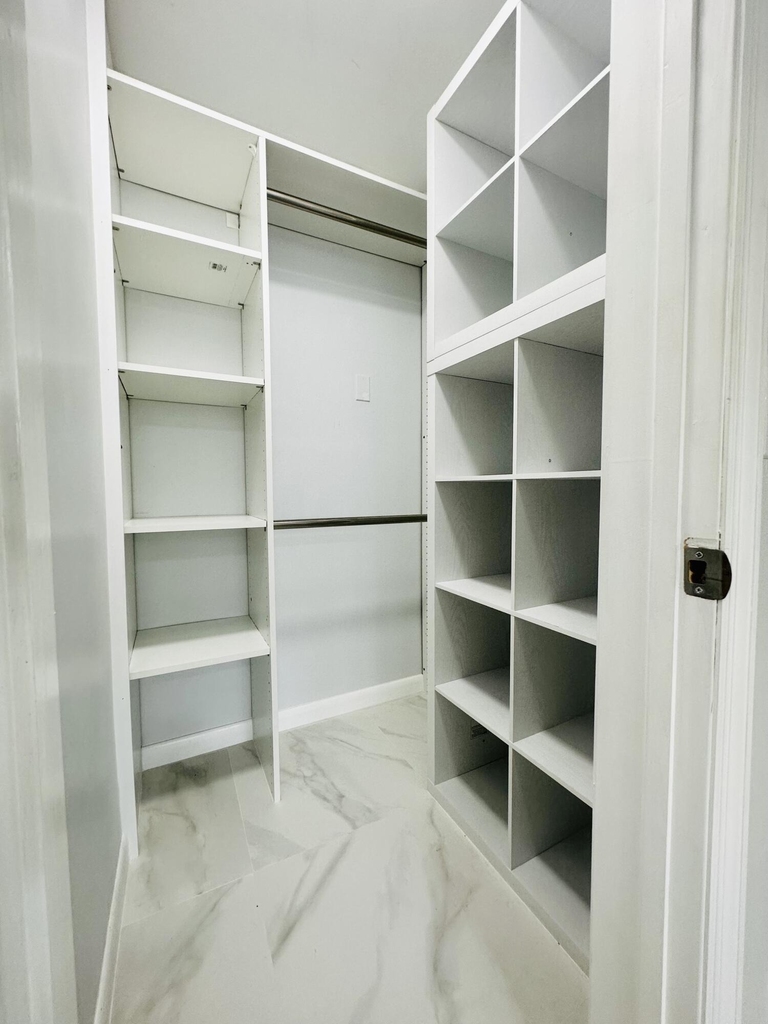1333 E Hallandale Beach Boulevard - Photo 16