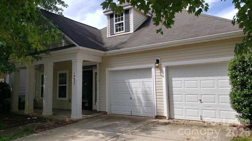 19637 Denae Lynn Drive - Photo 0
