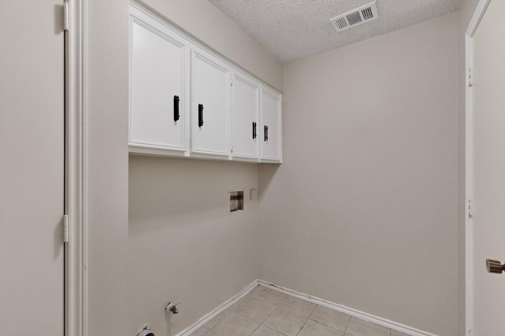 1606 Treehouse Lane - Photo 31