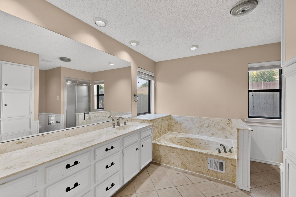 1606 Treehouse Lane - Photo 19