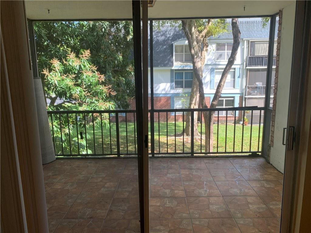 3650 Inverrary Drive - Photo 10